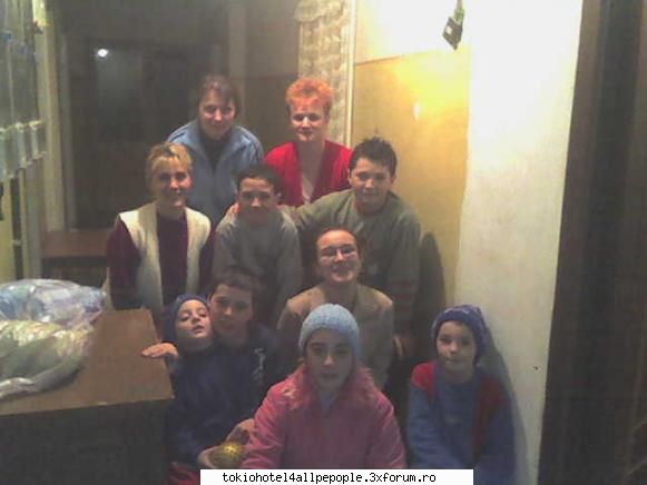 ofof nebunii mei de pe hol ce mult imi lipsesk =(  =(  =(  =(  de akolo is exceptii) aku voi pune eu